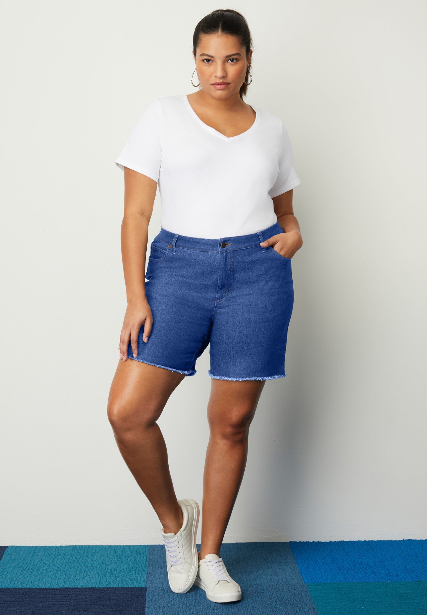 Raw Hem Curvie Fit Denim Shorts image number 0