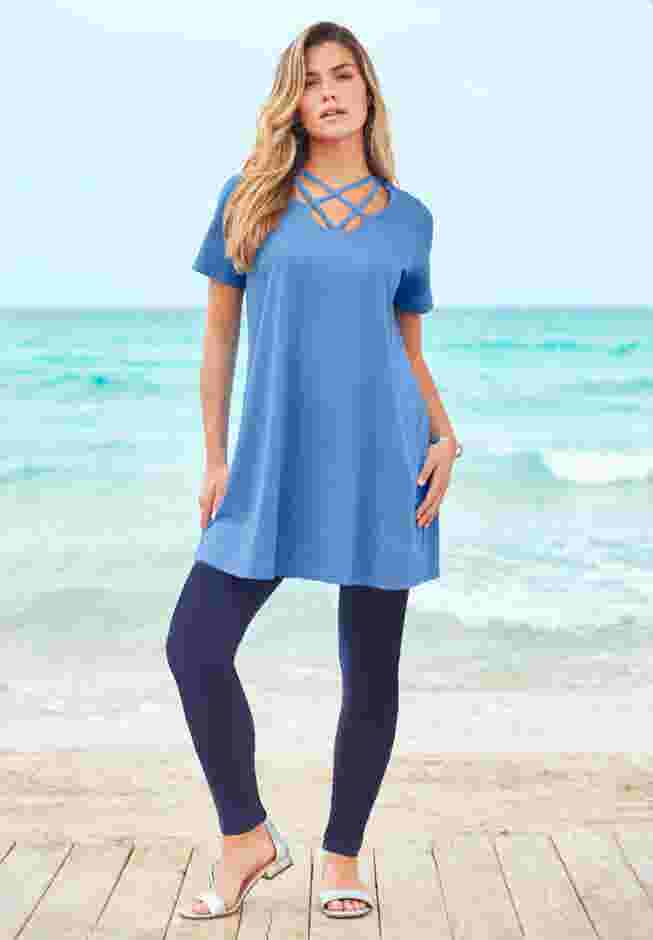 Ultimate Lattice Neck Short Sleeve Tunic image number 3