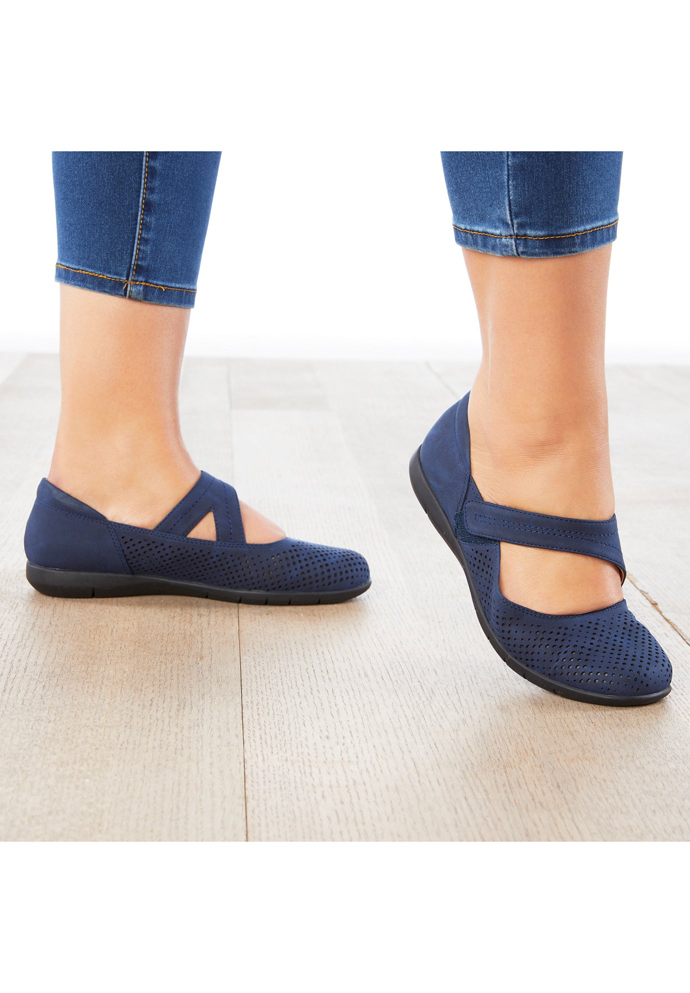 The Ezra Flat  image number 9