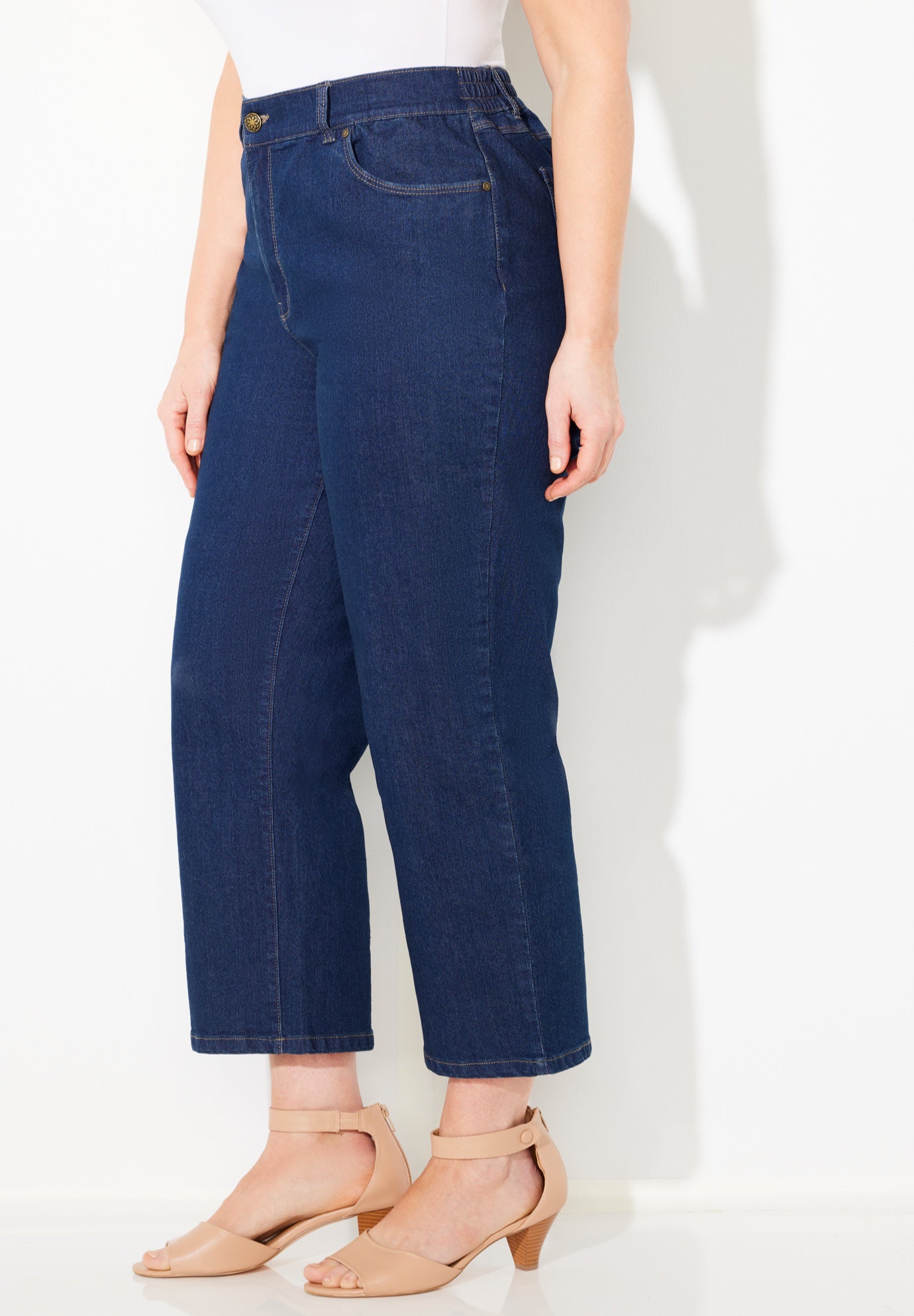 Right Fit&reg; Curvy Crop Jean image number 3