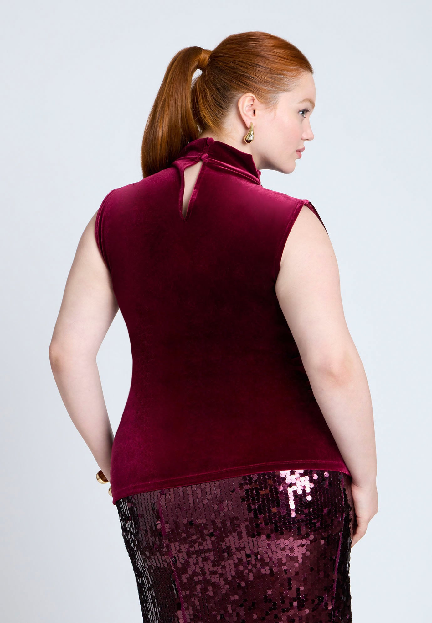 Funnel Neck Velvet Shell image number 1