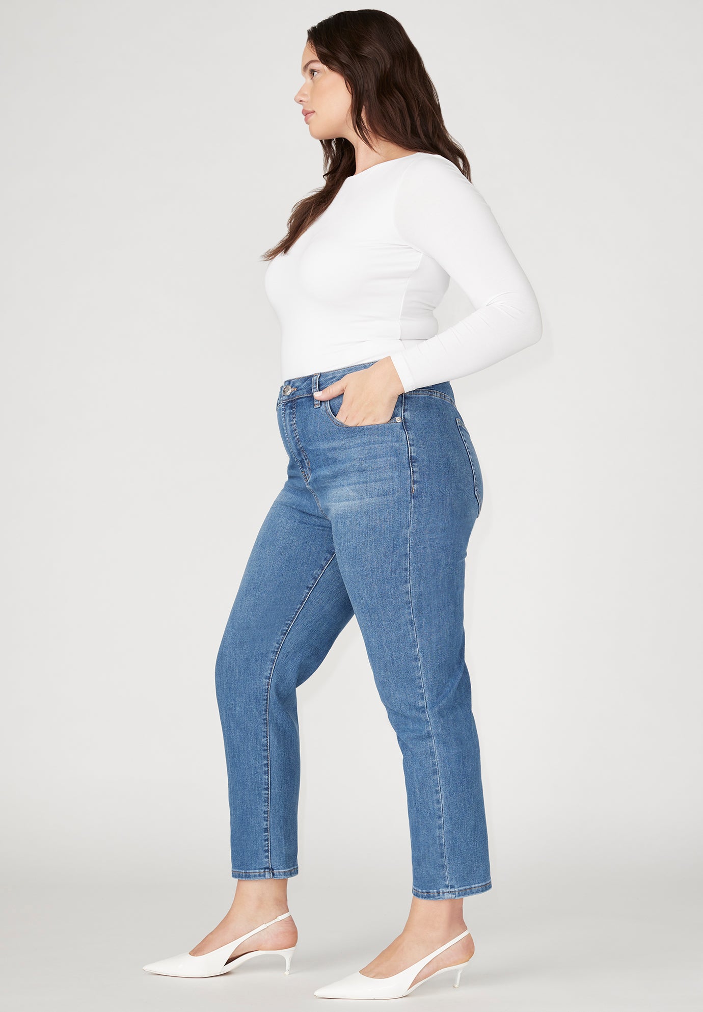 The Leigh Super Stretch Slim Leg Jean image number 1