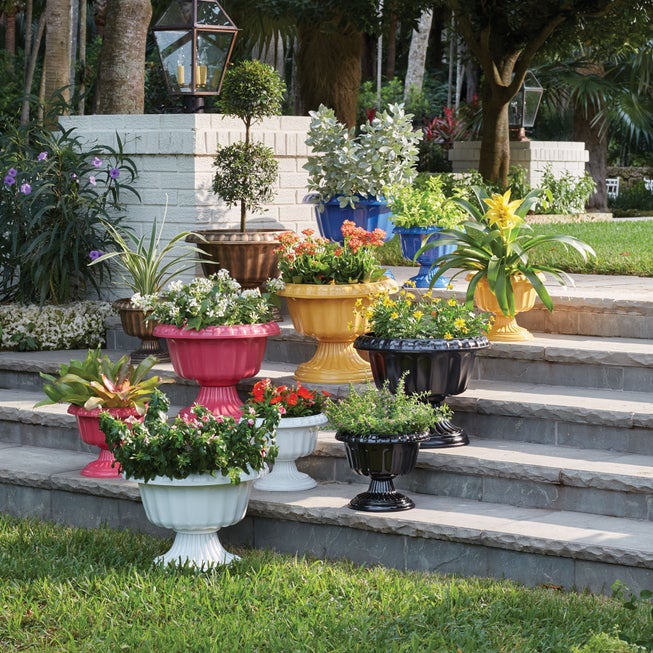 Set of 2 Urn Planters image number 2
