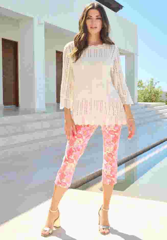 Plus Size Classic Stretch Capri Jean image number 0