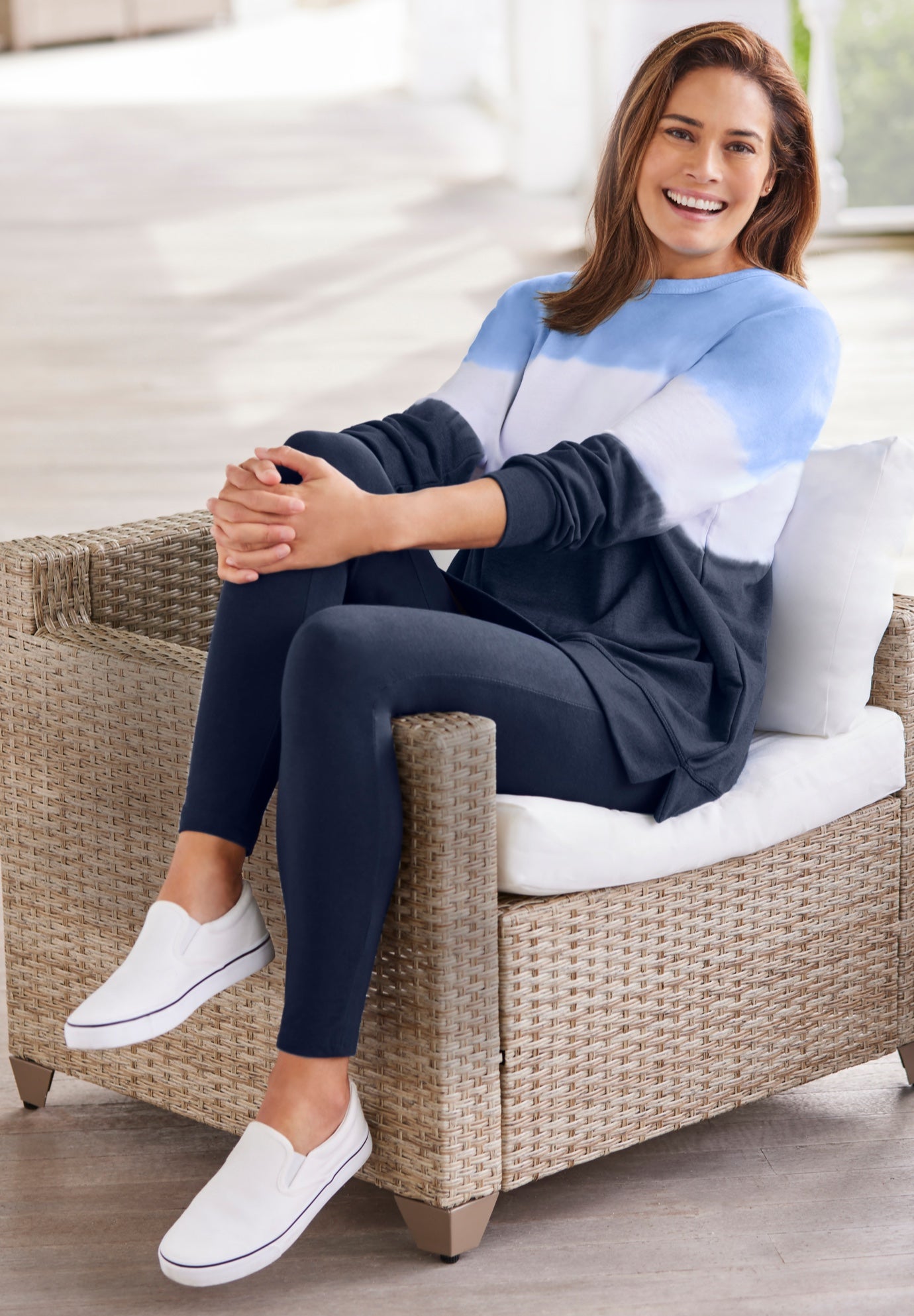 Tie-dyed knit sweatshirt tunic image number 7