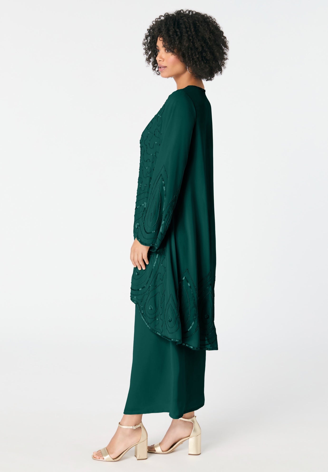 Plus-Size 2 piece Long Sleeve Beaded Georgette Gown Set with Detachable Jacket image number 2