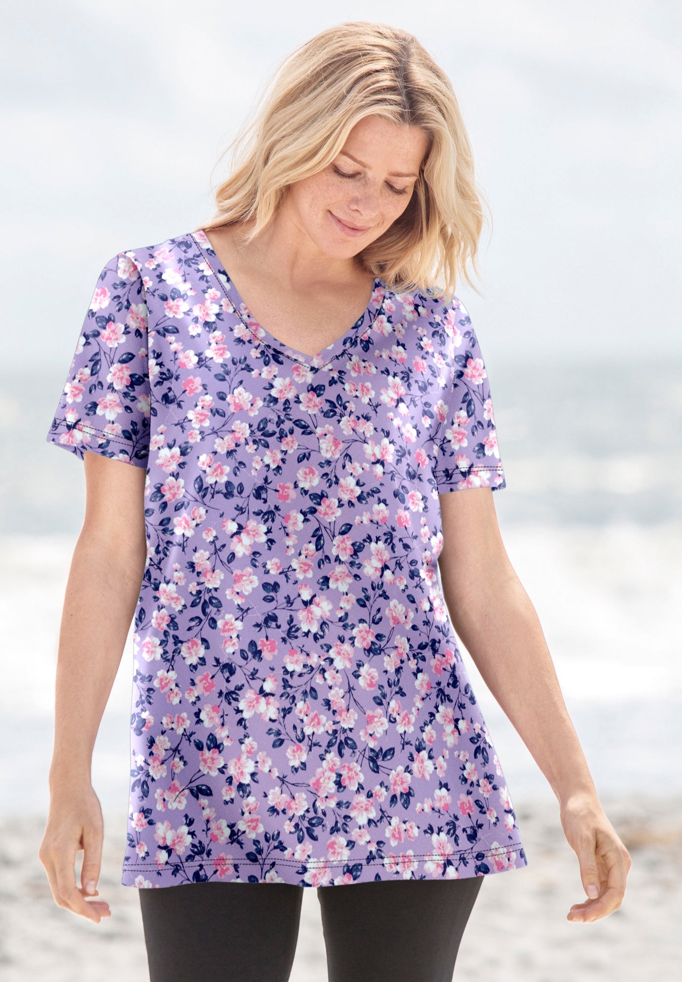 Perfect Printed Short-Sleeve V-Neck Tee image number 3