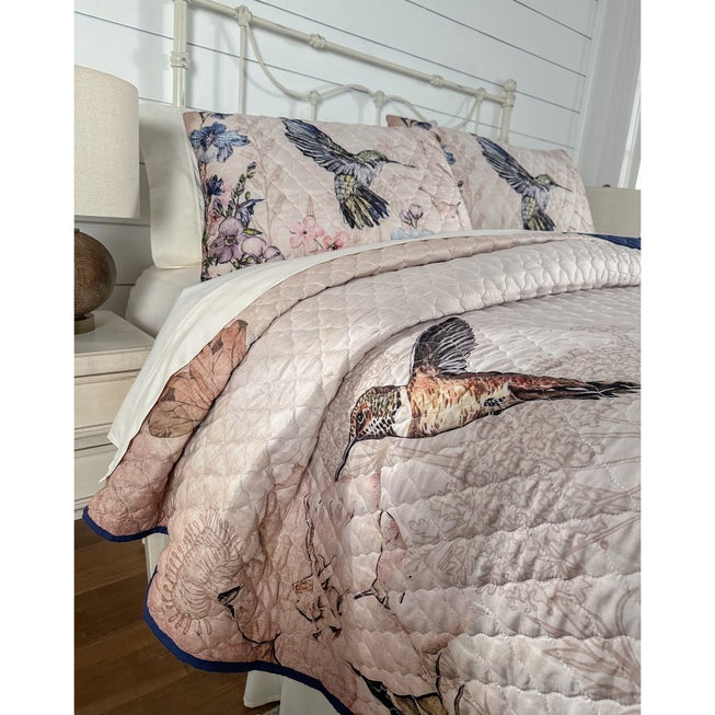 Fluttering Splendor Quilt image number 4