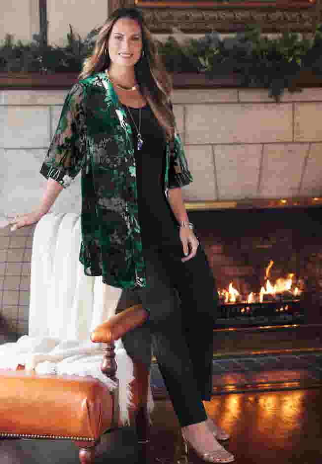 In-Vogue Velvet Kimono image number 0