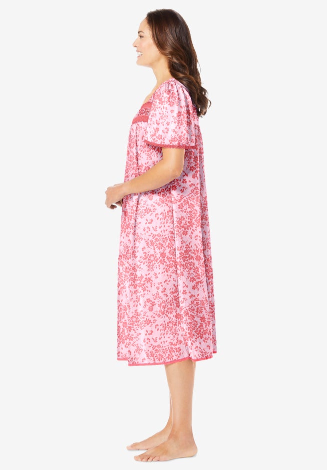 Short Silky Lace-Trim Gown image number 2
