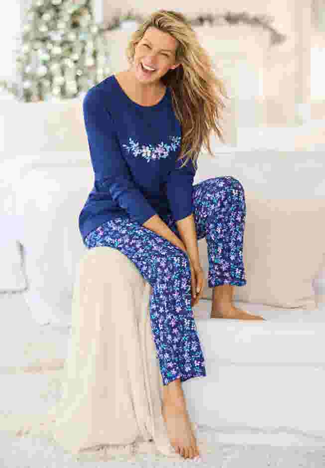 Long Sleeve Knit PJ Set image number 5