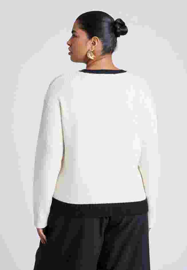 Contrast Placket Cardigan image number 2