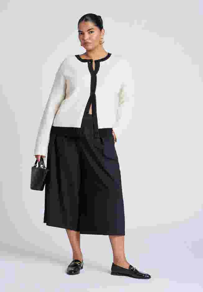 Contrast Placket Cardigan image number 3