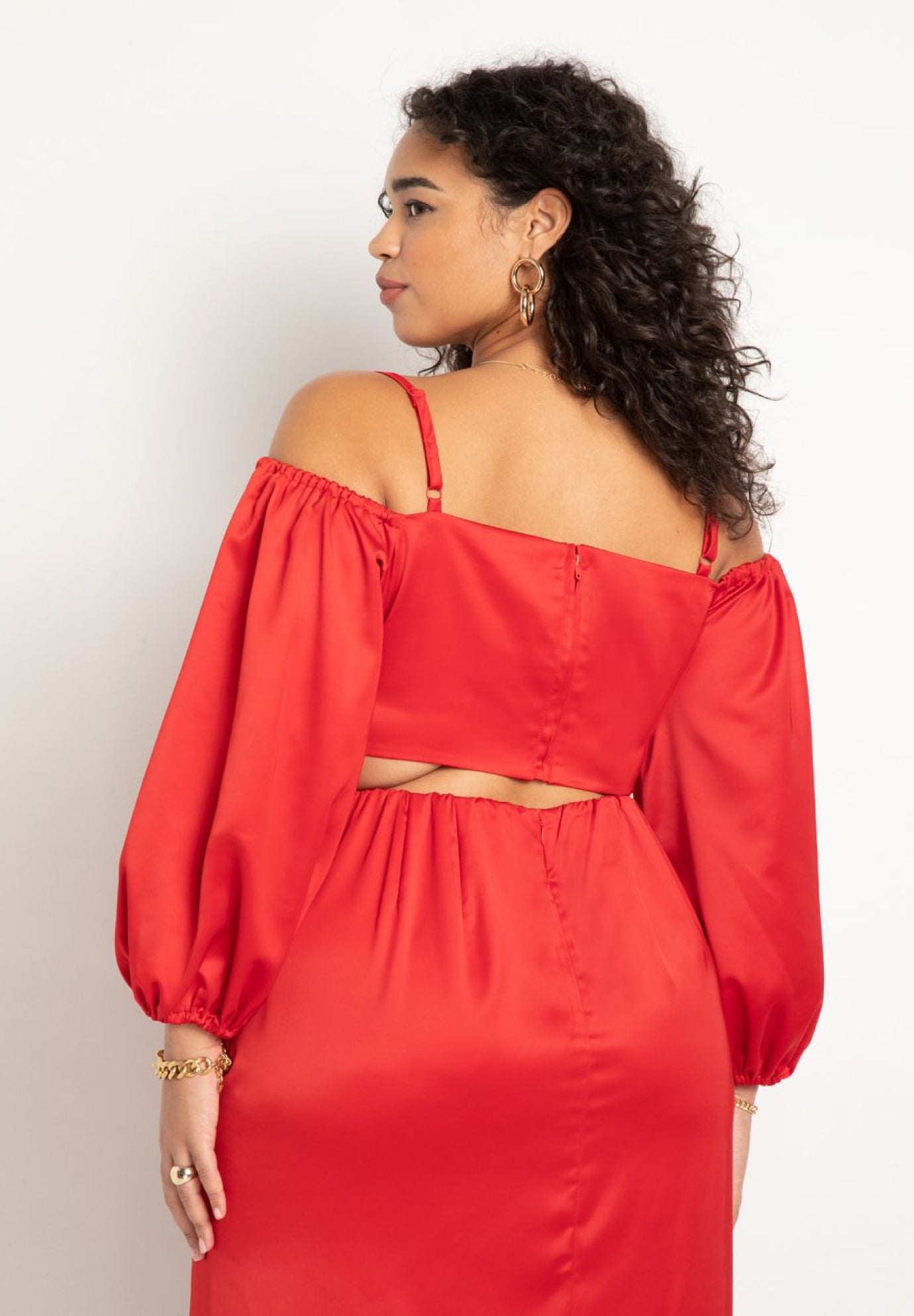 Sweetheart Neckline Cropped Satin Blouse image number 1