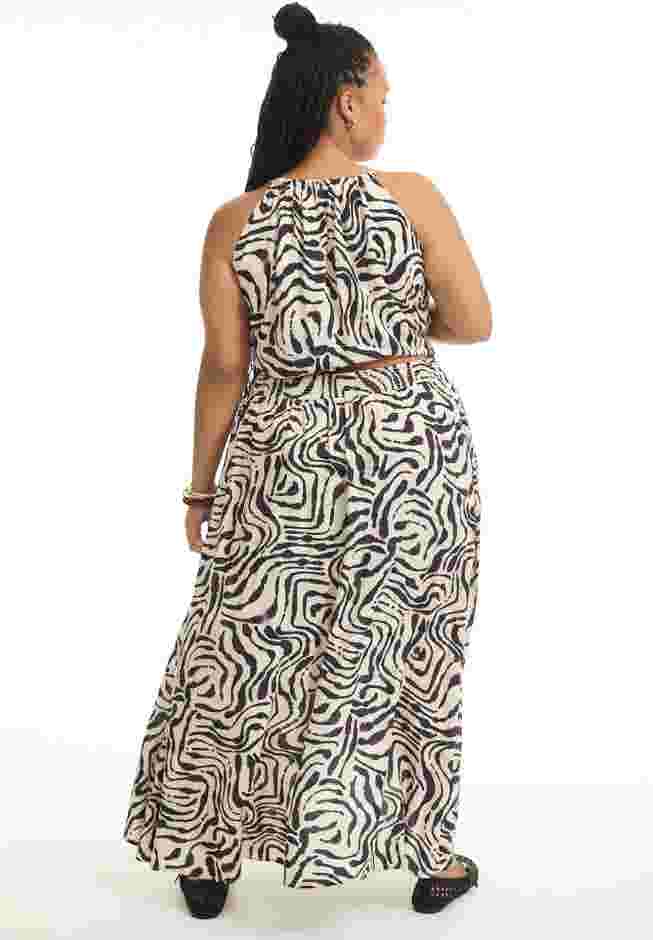 Pull-On Flowy Maxi Skirt image number 1