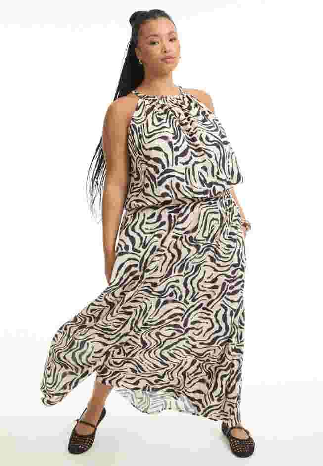 Pull-On Flowy Maxi Skirt image number 0