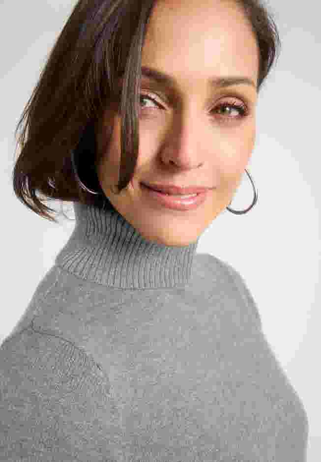 Cotton Cashmere Turtleneck image number 3