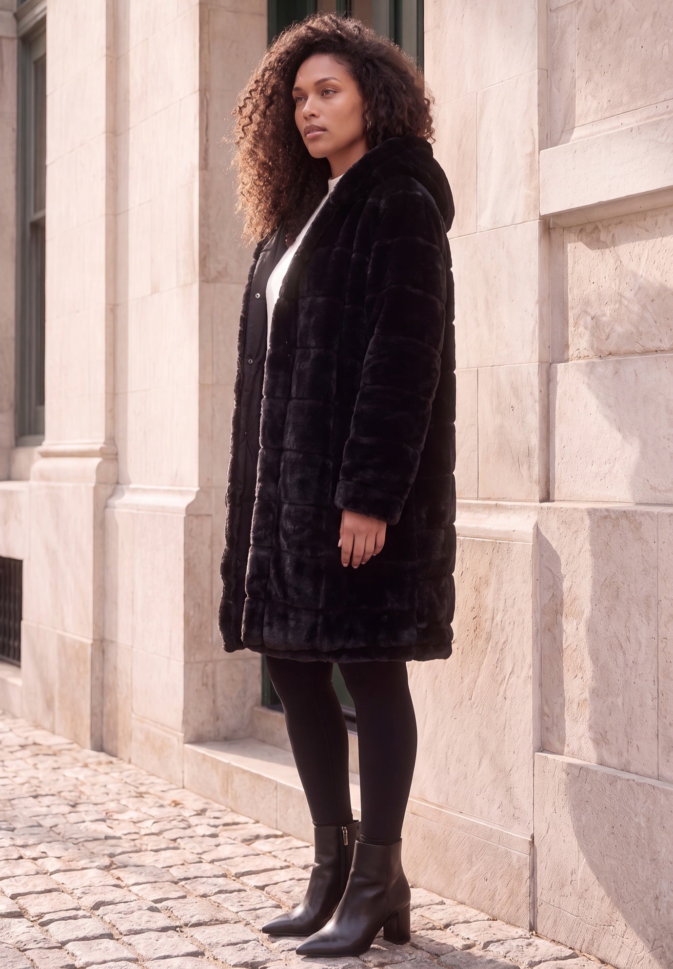 Plus Size 2-in-1 Puffer and Faux Fur Coat image number 2