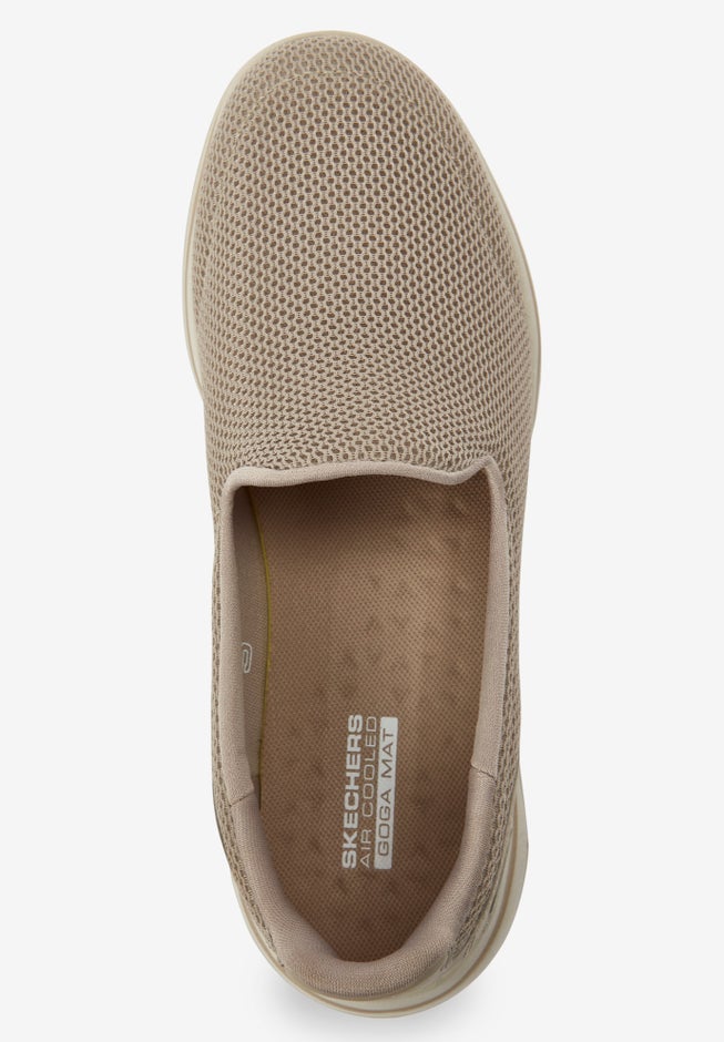 The Go Walk Slip-On image number 4