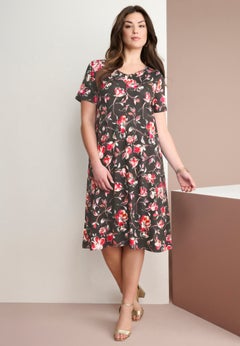 Plus Size Short Sleeve Sleeve Swing Dress