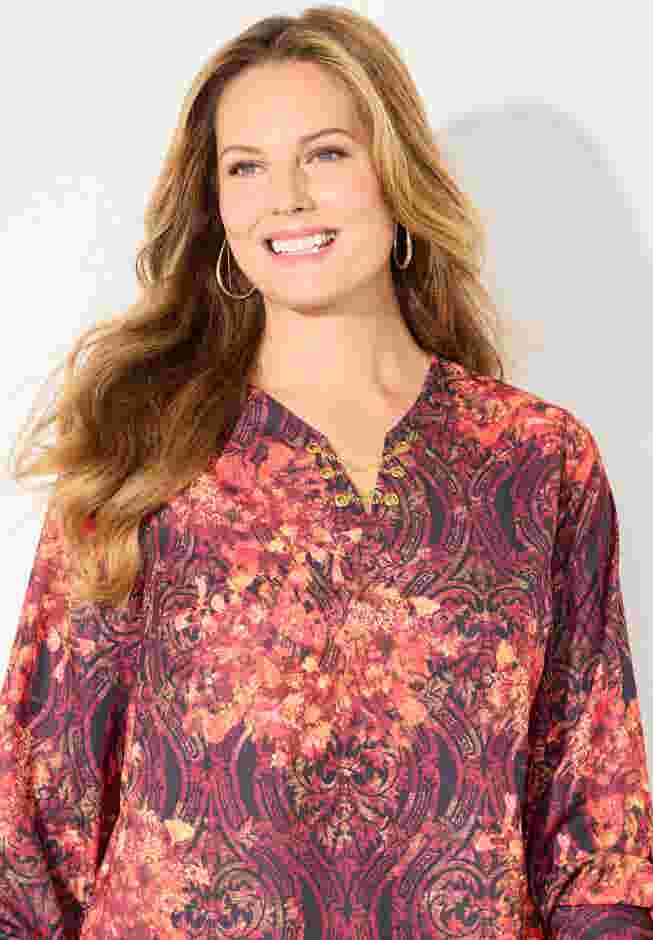 Chain Lace-Up V-Neck Tunic Blouse image number 4