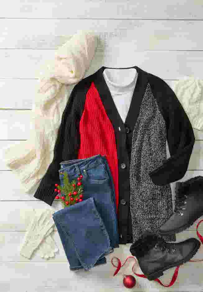 Button-Front Shaker Cardigan image number 7