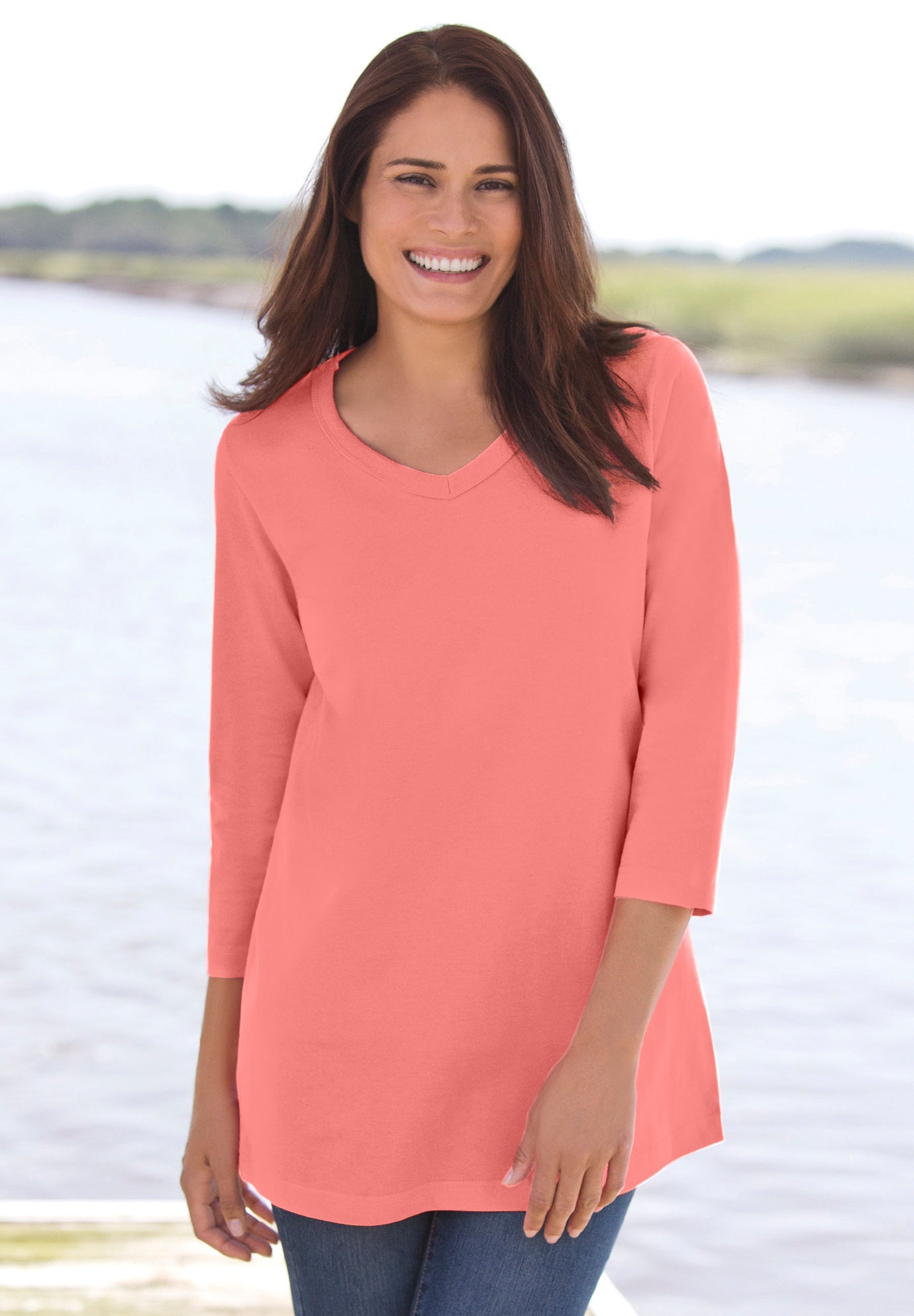 Perfect Three-Quarter Sleeve V-Neck Tee image number 8