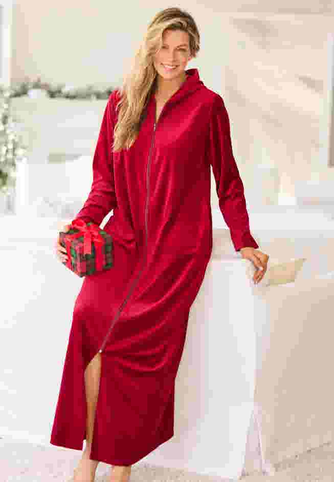 Dreams & Co® Hooded Velour Robe image number 4