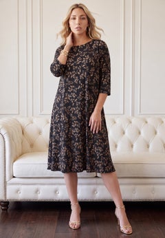 Plus Size 3/4 Sleeve Boatneck Swing Dress