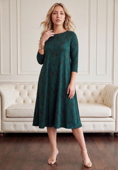 Plus Size 3/4 Sleeve Boatneck Swing Dress