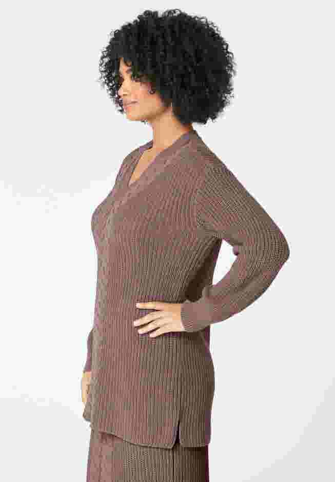 Cable Knit V Neck Sweater image number 3
