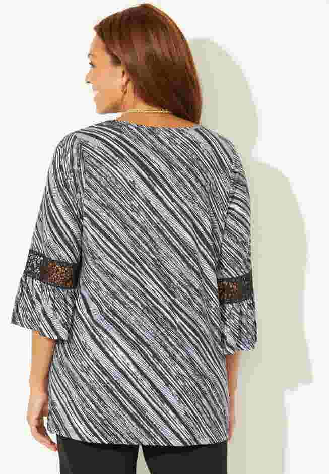 Dream Drape Bella Crochet Trim Top image number 1