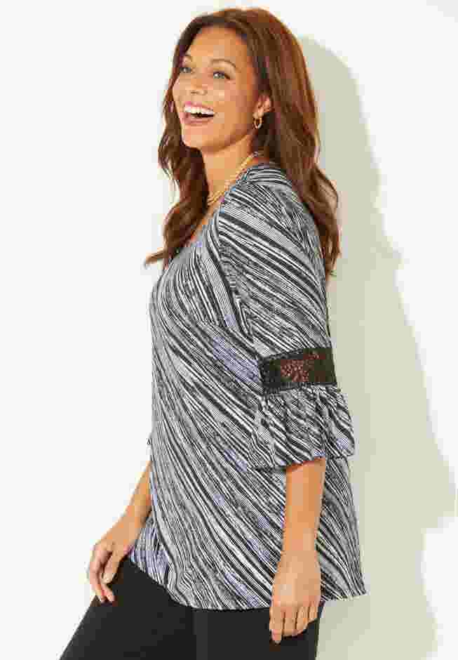 Dream Drape Bella Crochet Trim Top image number 2