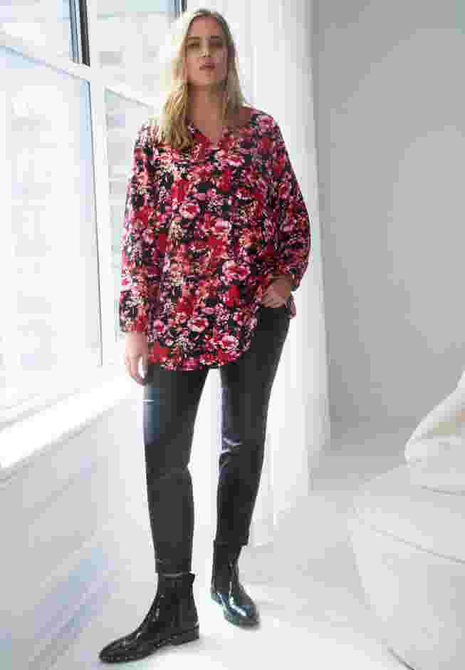 Long Sleeve Inverted Pleat Tunic image number 2