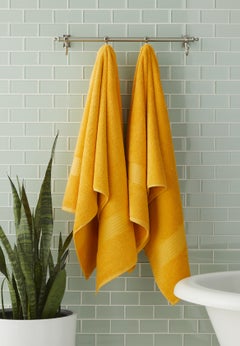 BH Studio 2-Pc. Bath Towel Set