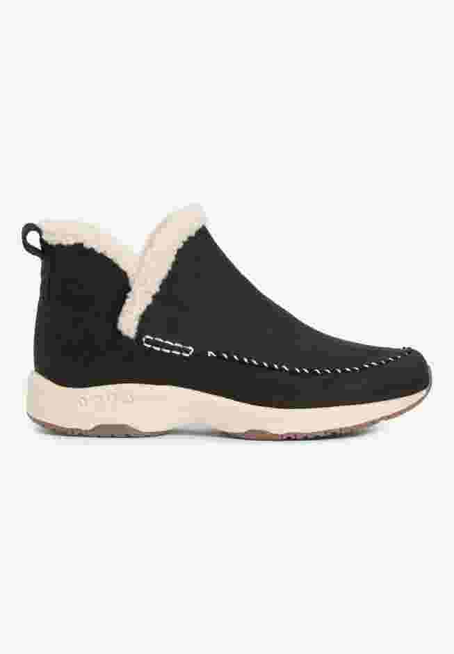 The Tuva Boot image number 3