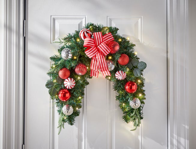 36" Pre-Lit Christmas Cheer Swag image number 0