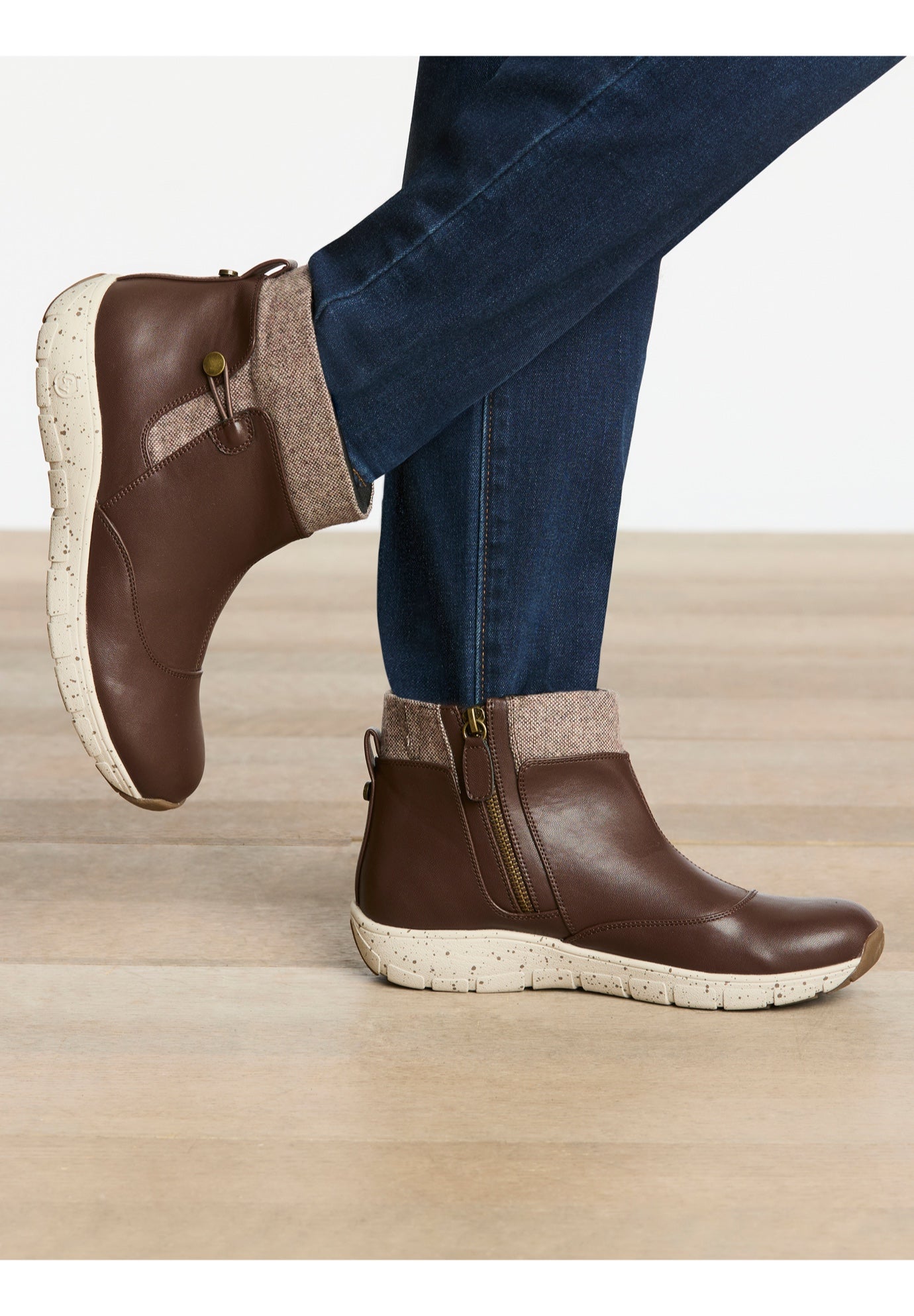 The Cassiopeia Bootie image number 5