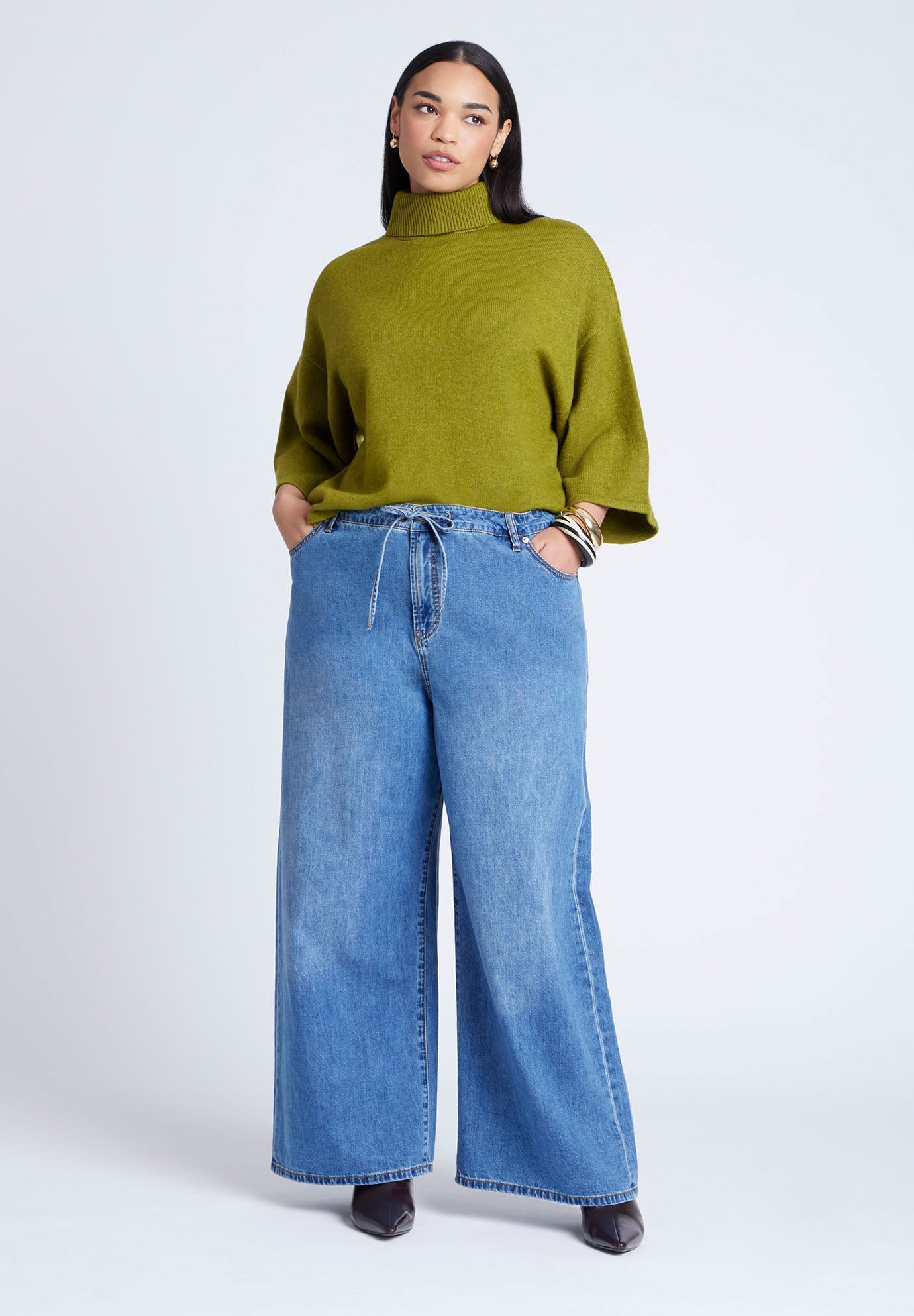 Boxy Three Quarter Sleeve Turtleneck image number 2