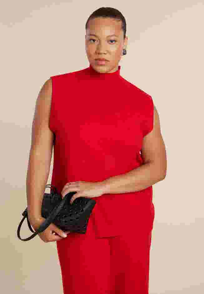 Turtleneck Sleeveless Sweater image number 2