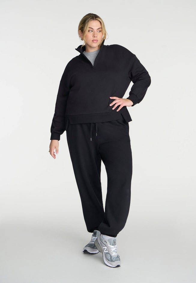 Knit Quarter Zip Collared Sweatshirt image number 2