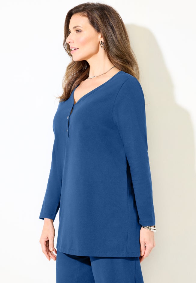 Suprema® Studio V-Neck Henley Top image number 2