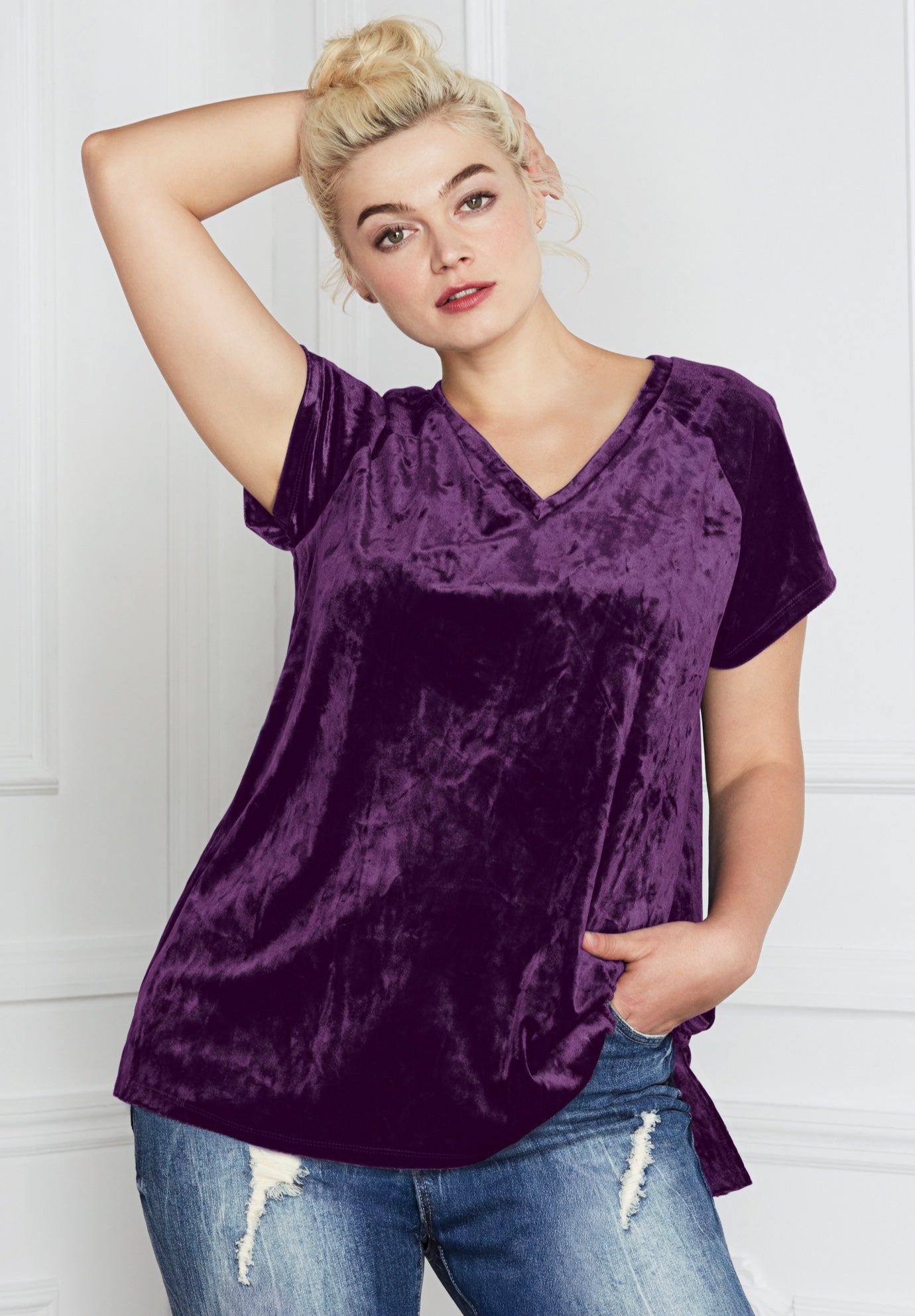 Stretch Crushed Velour V-neck Short Sleeve Tee image number 0