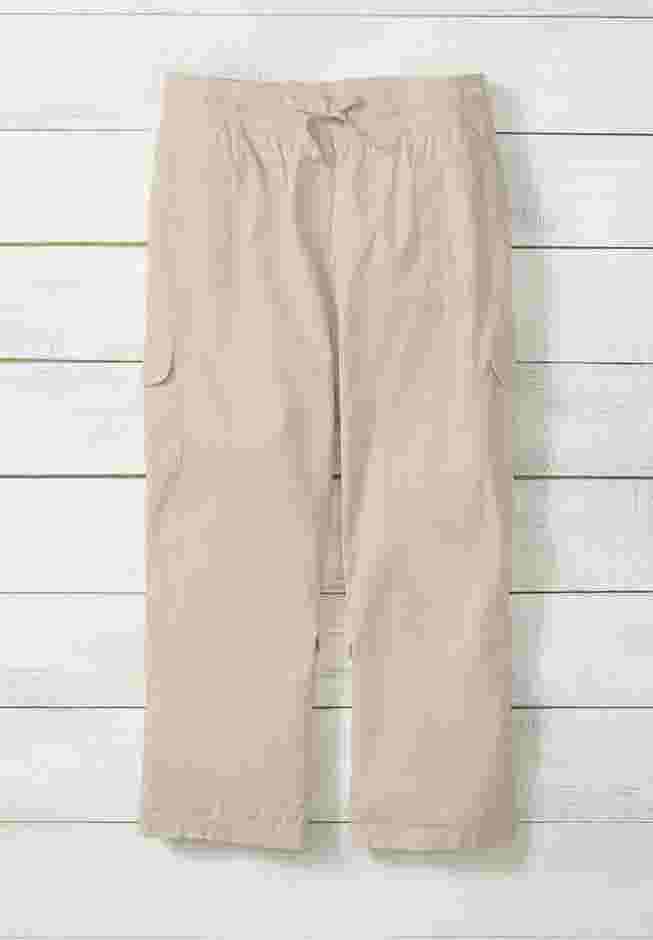 Convertible Length Cargo Capri/Bermuda image number 3