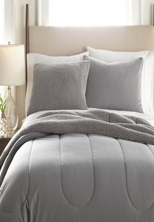 Reversible Micro Flannel&reg; Sherpa 3-Pc. Comforter Set image number 1