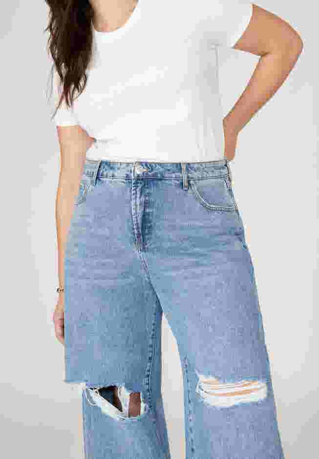 The Yvette Rigid Wide Leg  Jean image number 3