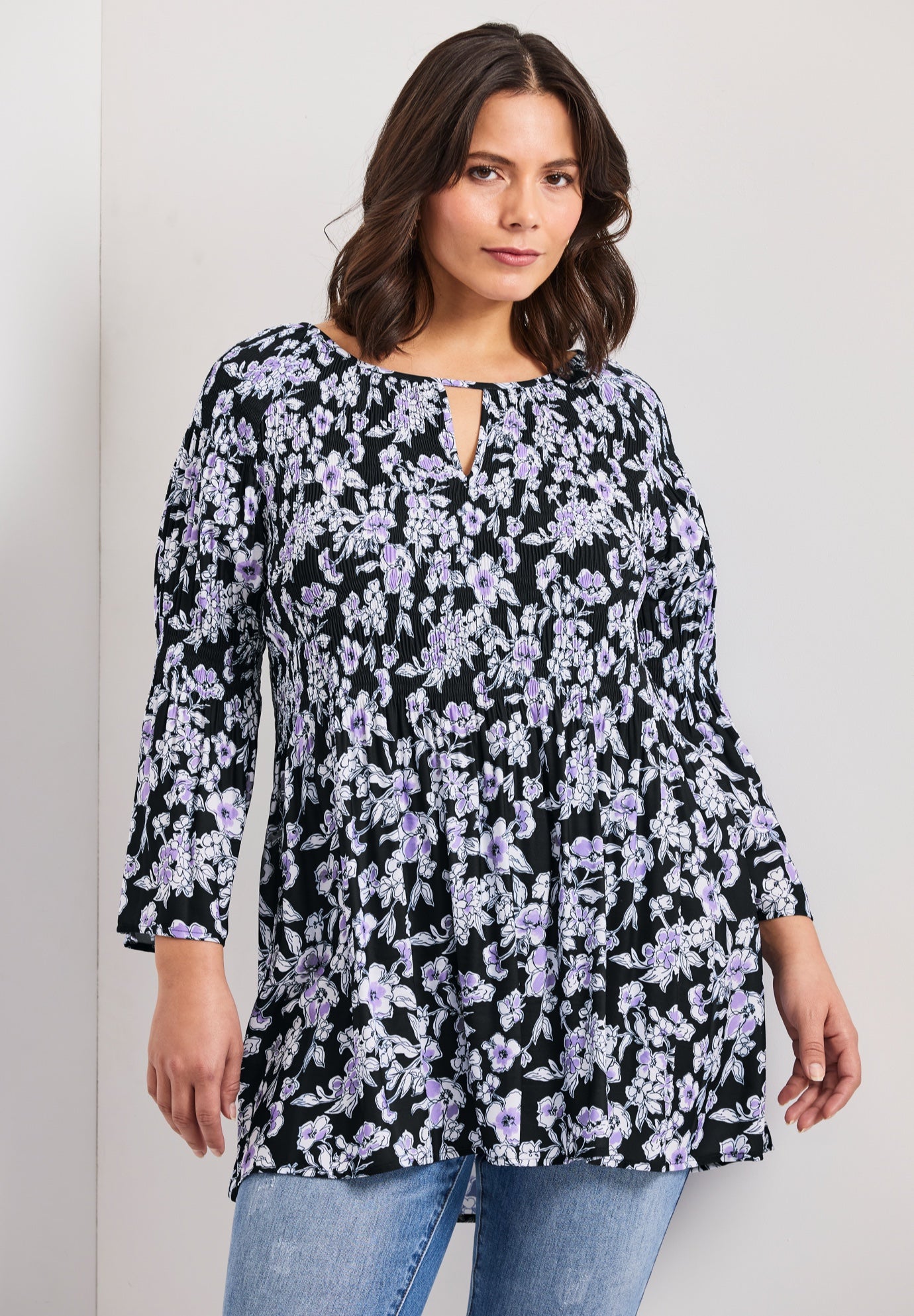 Keyhole Bell Sleeve Tunic image number 4