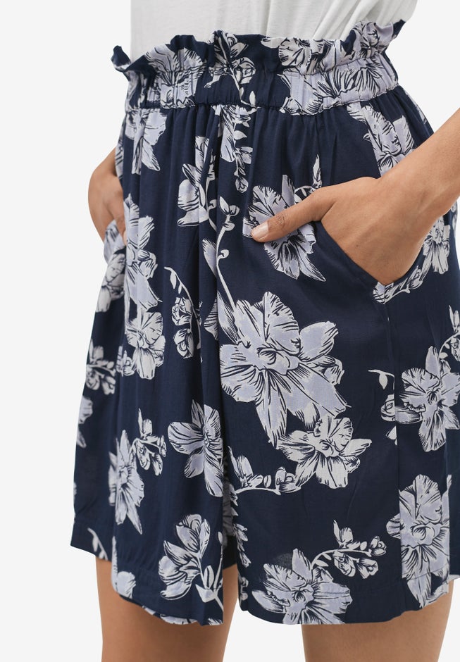 Pull-On Paperbag Waist Skort image number null