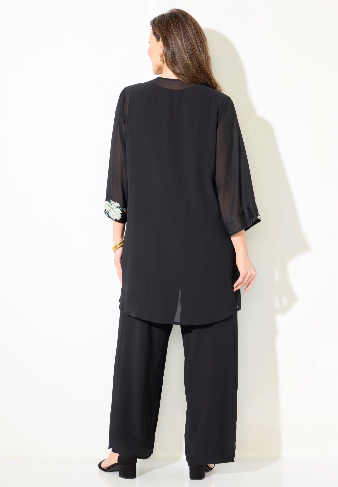 Lightweight Embroidered Sequin 3-Piece Pant Suit image number 1