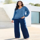 Lace Trim and Appliqu&eacute;d Tee image number null